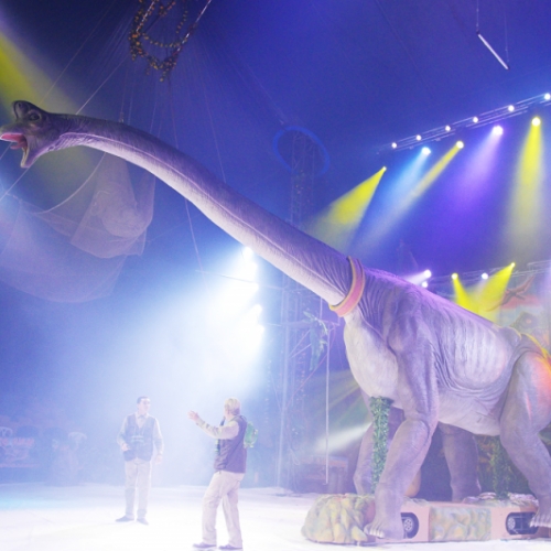 Circo Gigante de Dinosaurios